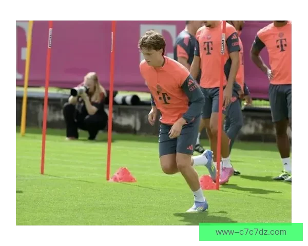 以万纳放话战拜仁要制造麻烦